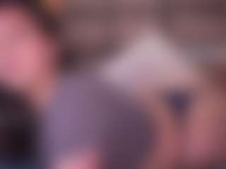 LauRoberts's Live Sex Cam Show