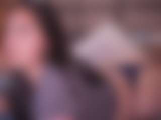 LauRoberts's Live Sex Cam Show
