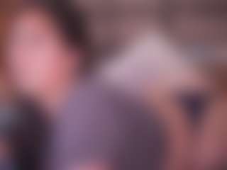 LauRoberts's Live Sex Cam Show