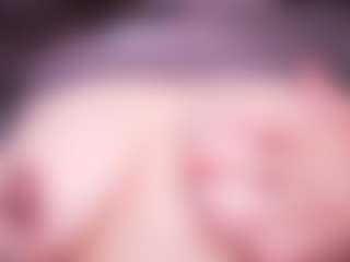LauRoberts's Live Sex Cam Show