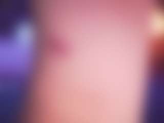 Live cam show with LauRoberts - Lush Blonde Hair on sexytreat.net