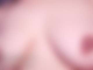 LauRoberts's Live Sex Cam Show