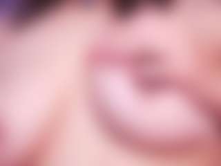 LauRoberts's Live Sex Cam Show