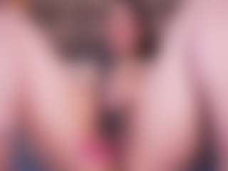 LauRoberts's Live Sex Cam Show