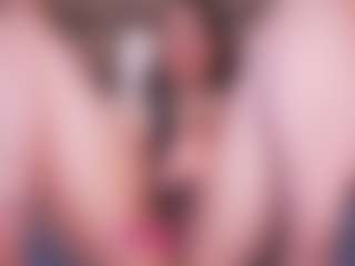 LauRoberts's Live Sex Cam Show