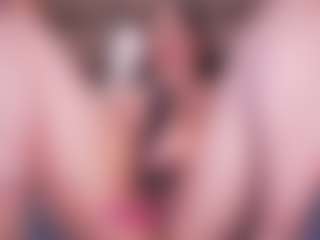 LauRoberts's Live Sex Cam Show