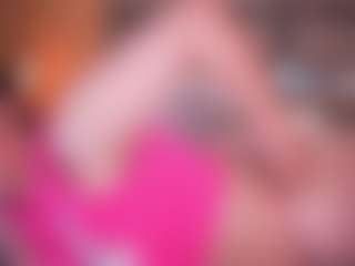 LauRoberts's Live Sex Cam Show