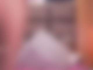 LauRoberts's Live Sex Cam Show