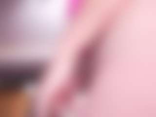 LauRoberts's Live Sex Cam Show