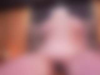 LauRoberts's Live Sex Cam Show