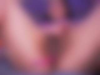 LauRoberts's Live Sex Cam Show