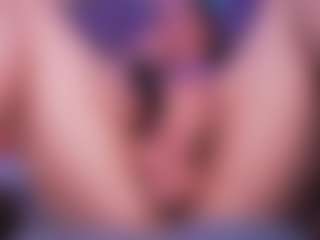 LauRoberts's Live Sex Cam Show