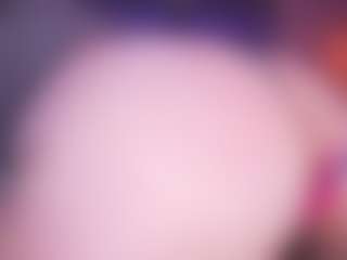 LauRoberts's Live Sex Cam Show