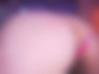 LauRoberts's Live Sex Cam Show