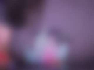 LauRoberts's Live Sex Cam Show