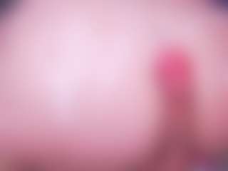 Live cam show with LauRoberts - Tease Blonde Hair on Camsoda