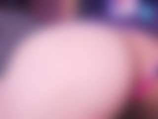 Live cam show with LauRoberts - HD Latina on Camsoda | colombia