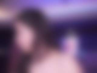 LauRoberts's Live Sex Cam Show