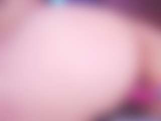 LauRoberts's Live Sex Cam Show
