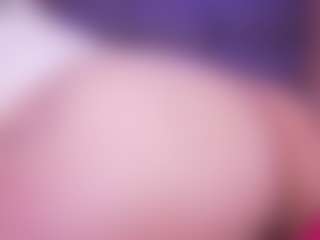 LauRoberts's Live Sex Cam Show