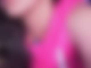 LauRoberts's Live Sex Cam Show