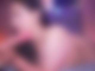 LauRoberts's Live Sex Cam Show