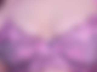 LauRoberts's Live Sex Cam Show