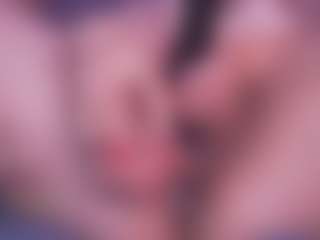 LauRoberts's Live Sex Cam Show