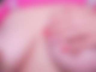 LauRoberts's Live Sex Cam Show