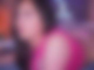 Live cam show with LauRoberts - Teen (18+) on Camsoda