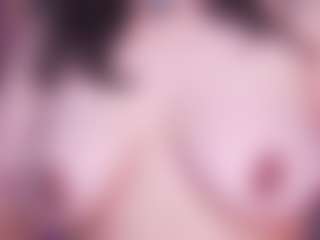 LauRoberts's Live Sex Cam Show