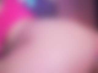 LauRoberts's Live Sex Cam Show