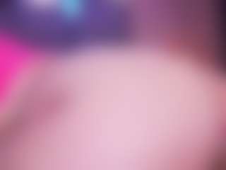 LauRoberts's Live Sex Cam Show