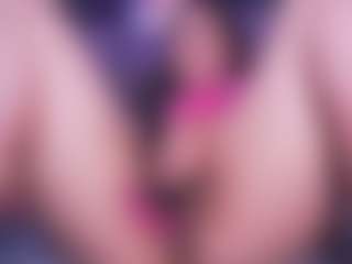 LauRoberts's Live Sex Cam Show