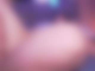 Live cam show with LauRoberts - BBW on Camsoda