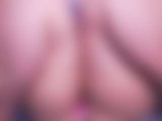 Live cam show with LauRoberts - Deepthroat on crypto-cams