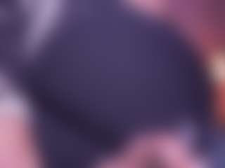 Live cam show with LauRoberts - Lesbian on AdultVida.com