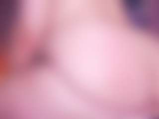 LauRoberts's Live Sex Cam Show