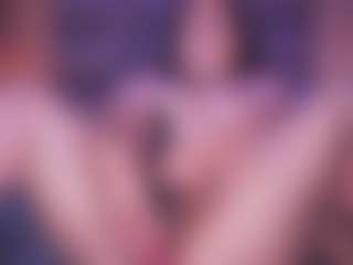LauRobertsとのライブチャットショー - CamsodaのHairy Pussy Latina | colombia