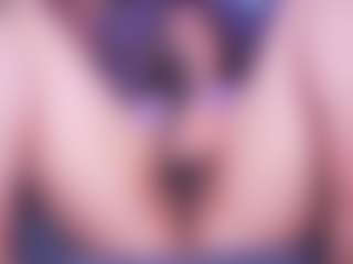 LauRoberts's Live Sex Cam Show