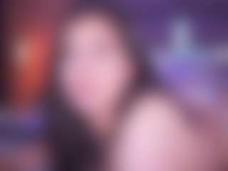 Live cam show with LauRoberts - Athletic BBW on PervPlay.com