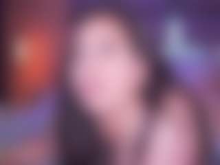 Live cam show with LauRoberts - Green Eyes on Sweet Sext