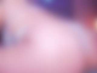 Live cam show with LauRoberts - Amateur on Camsoda