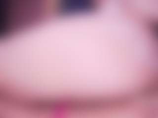 Live cam show with LauRoberts - Pov on sexytreat.net