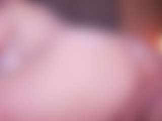 Live cam show with LauRoberts - Public on camtv