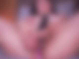Live cam show with LauRoberts - Public BBW on sexylivex.com