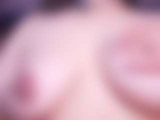 LauRoberts's Live Sex Cam Show