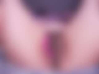 LauRoberts's Live Sex Cam Show