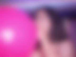 LauRoberts's Live Sex Cam Show