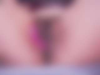 LauRoberts's Live Sex Cam Show